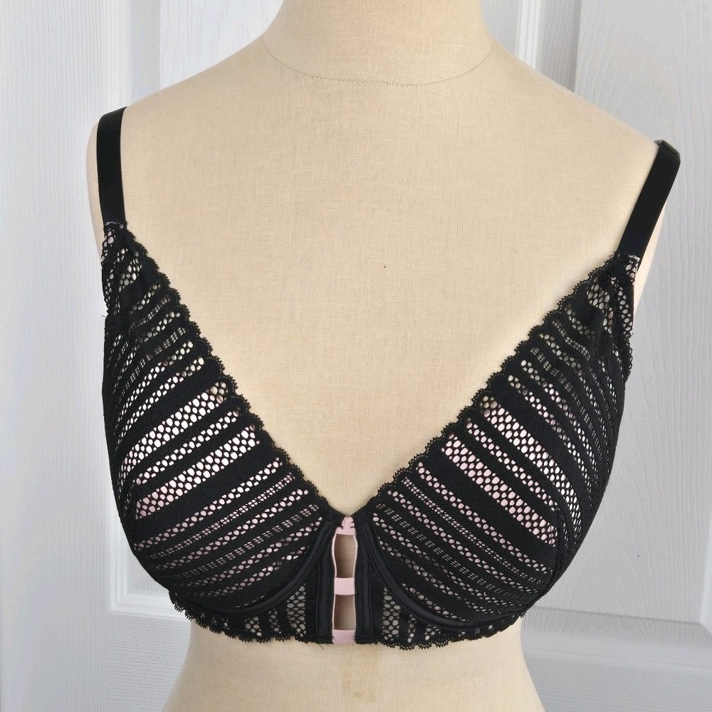 Victoria's Secret Lined Plunge Bra Pink Black Size 38D Underwired Lingerie